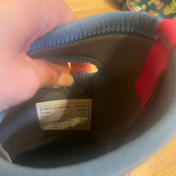 Toddler Neo Classic Insulated Bogs - Picture 3 of 4